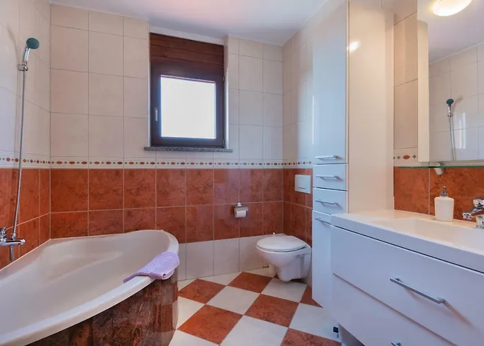 Vakantiehuis Joy Ližnjan